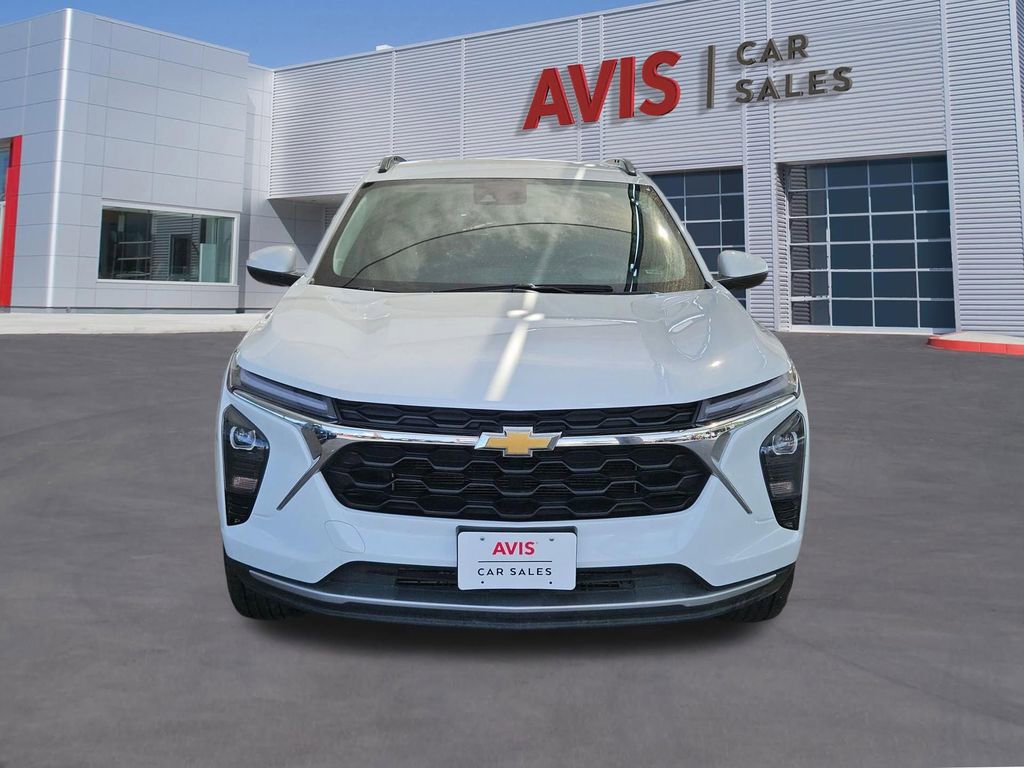 Used 2025 Chevrolet Trax LT w/ LT Convenience Package FWD image 10