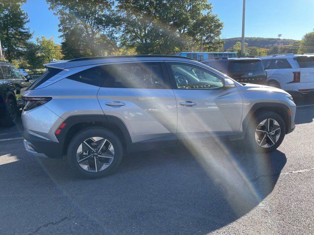 New 2025 Hyundai Tucson SEL image 3