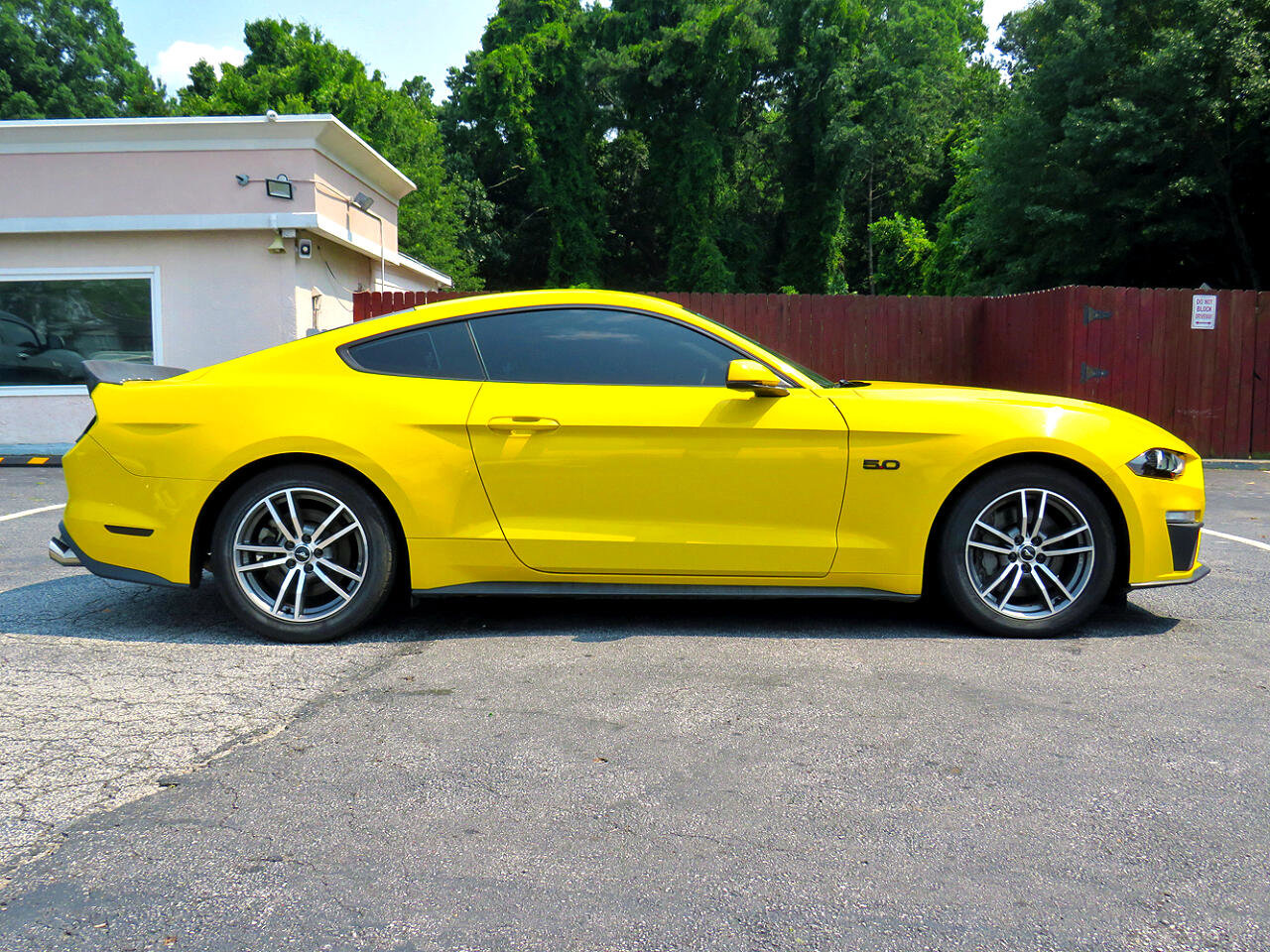 Used 2018 Ford Mustang GT Premium image 6