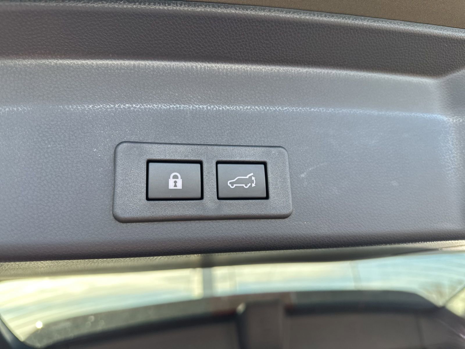 Used 2025 Subaru Ascent Bronze Edition image 30