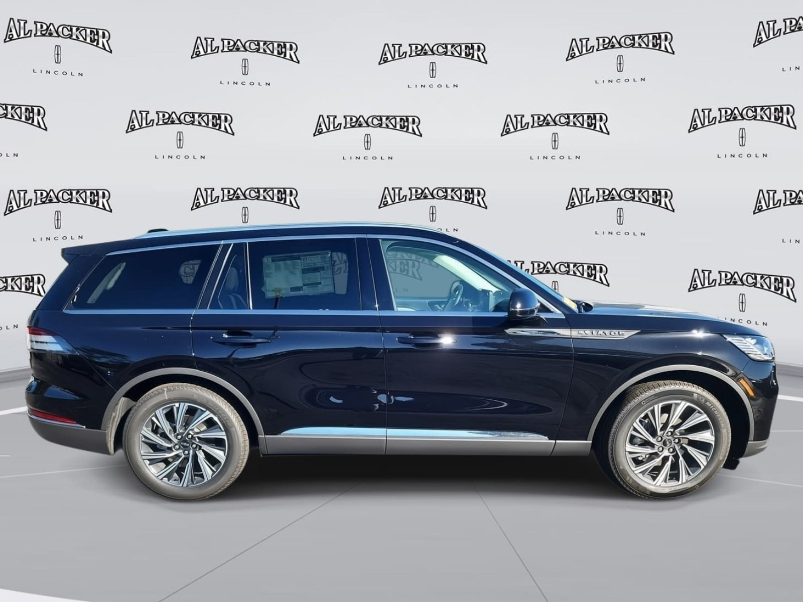 New 2026 Lincoln Aviator 2WD image 6