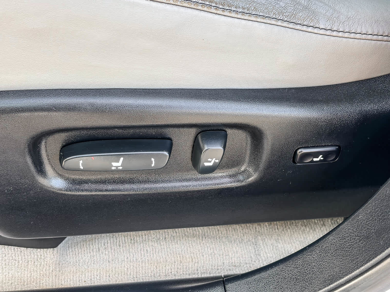 Used 2014 Lexus RX 350 w/ Navigation Package image 21