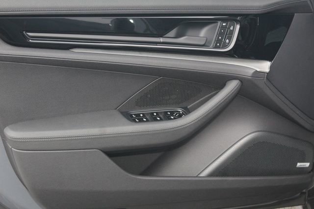 New 2026 Porsche Panamera 4 image 21