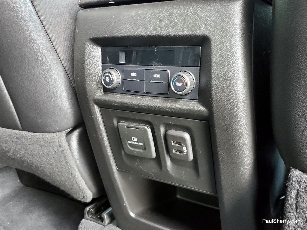 Used 2022 Chevrolet Traverse RS FWD image 53