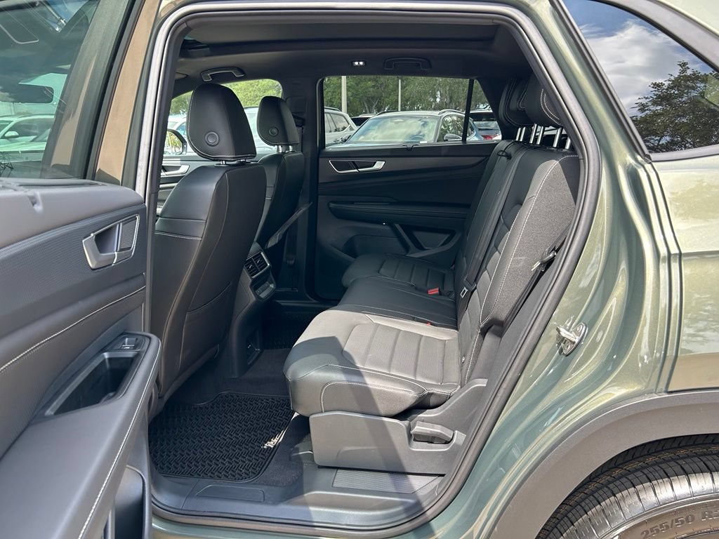 New 2026 Volkswagen Atlas Cross Sport SEL R-Line AWD/4WD image 49