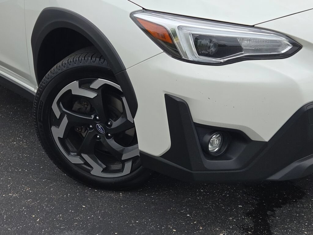 Used 2023 Subaru Crosstrek 2.5i Limited AWD/4WD image 3