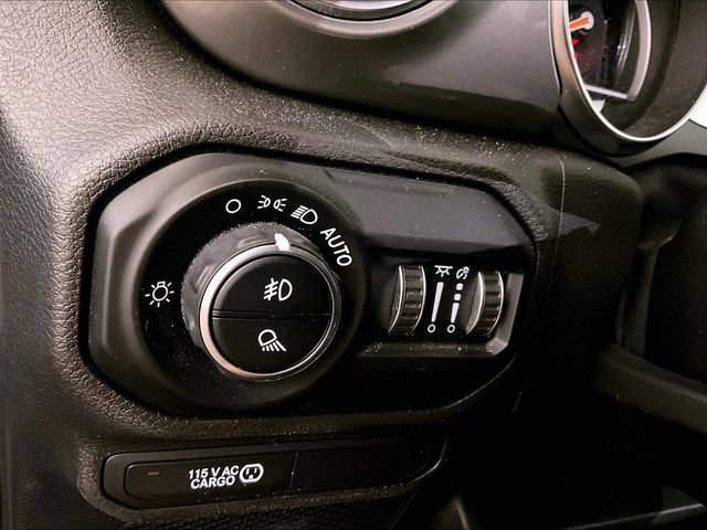 Used 2021 Jeep Gladiator Overland AWD/4WD image 30