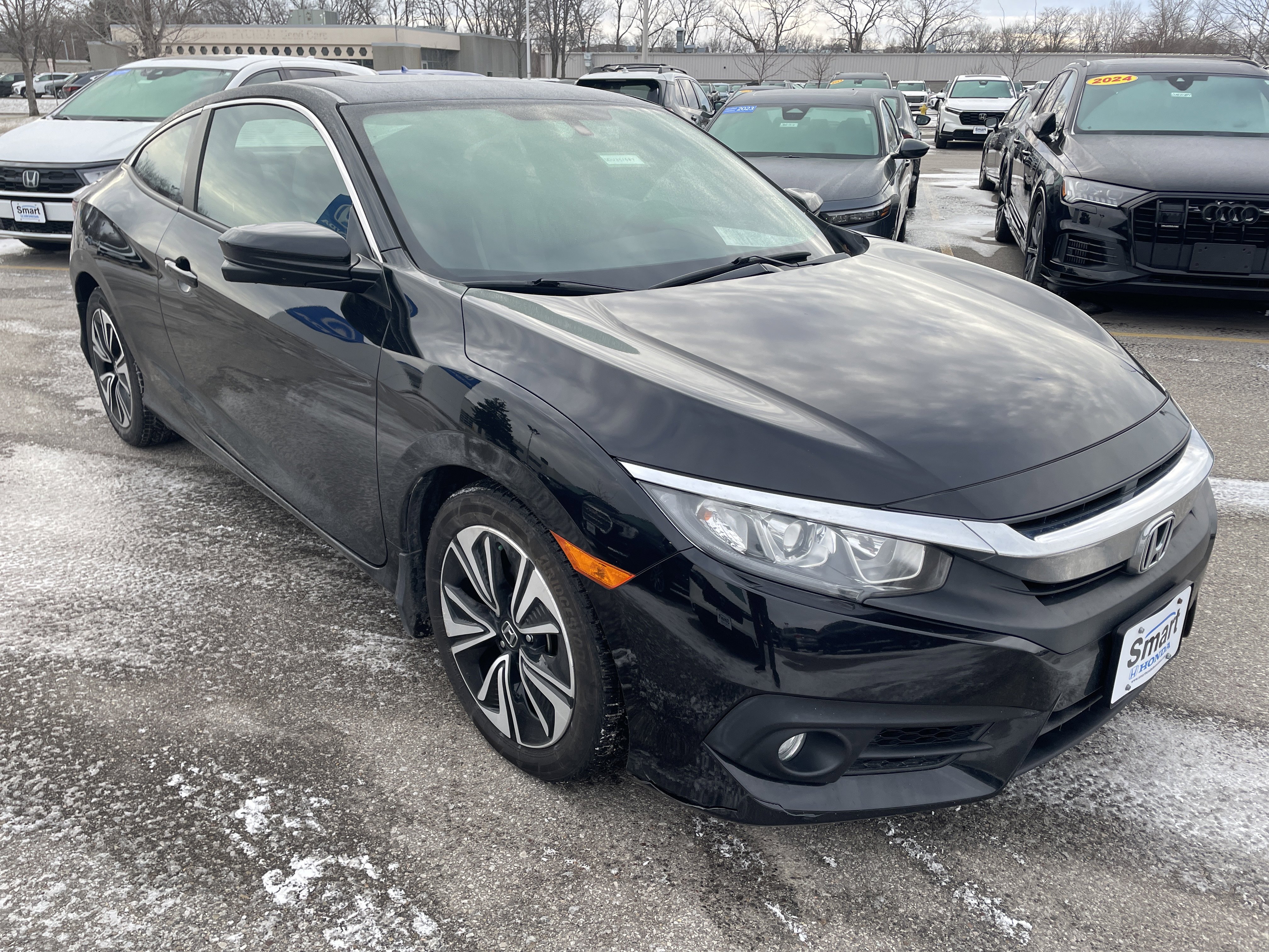Used 2018 Honda Civic EX-T image 3