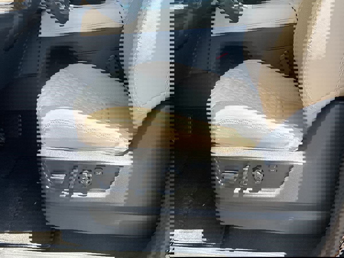 New 2026 Nissan Armada Platinum Reserve image 21