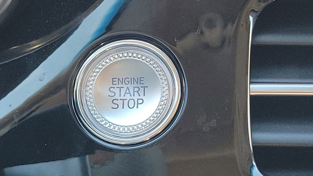 Used 2026 Genesis G70 2.5T Prestige image 26