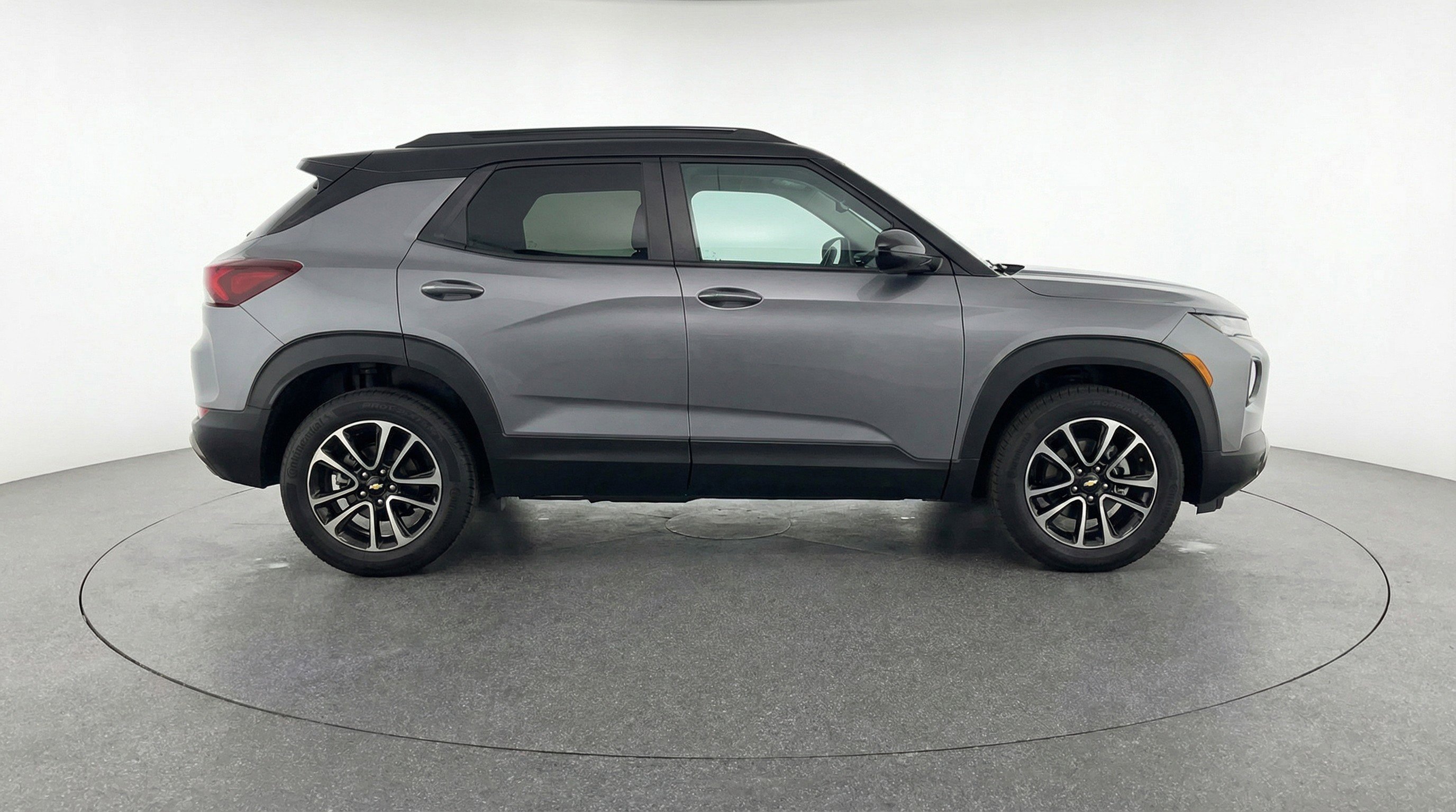 Used 2025 Chevrolet TrailBlazer LT image 11