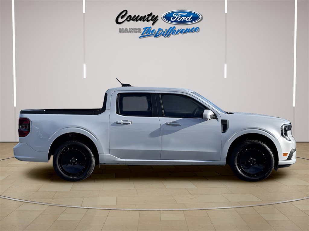 New 2026 Ford Maverick Lobo image 24