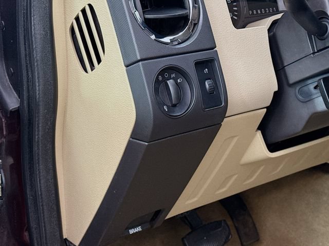 Used 2010 Ford F250 XLT AWD/4WD image 10