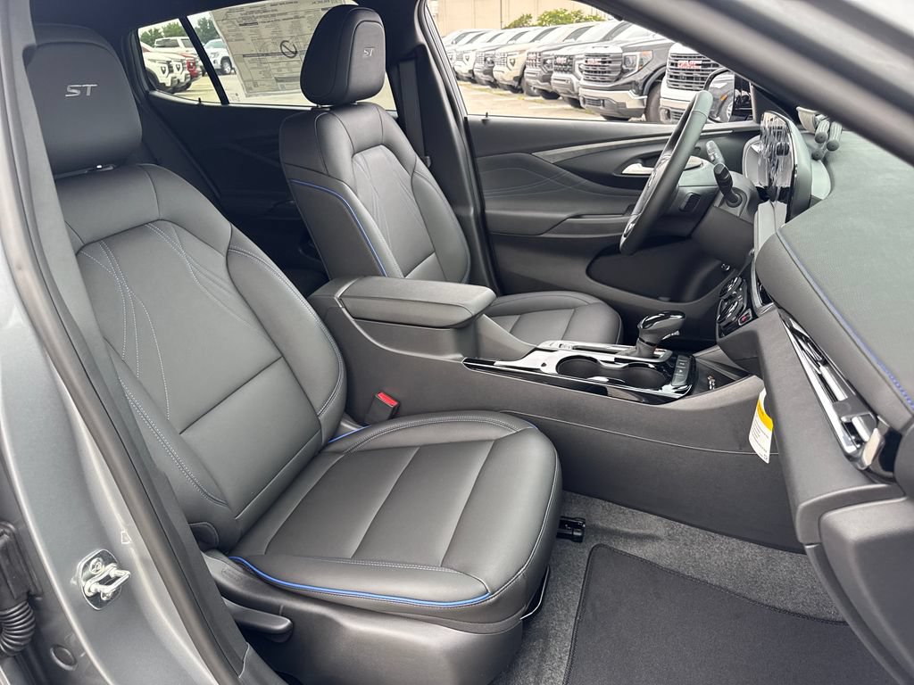 New 2026 Buick Envista Sport Touring w/ Convenience I Package FWD image 12