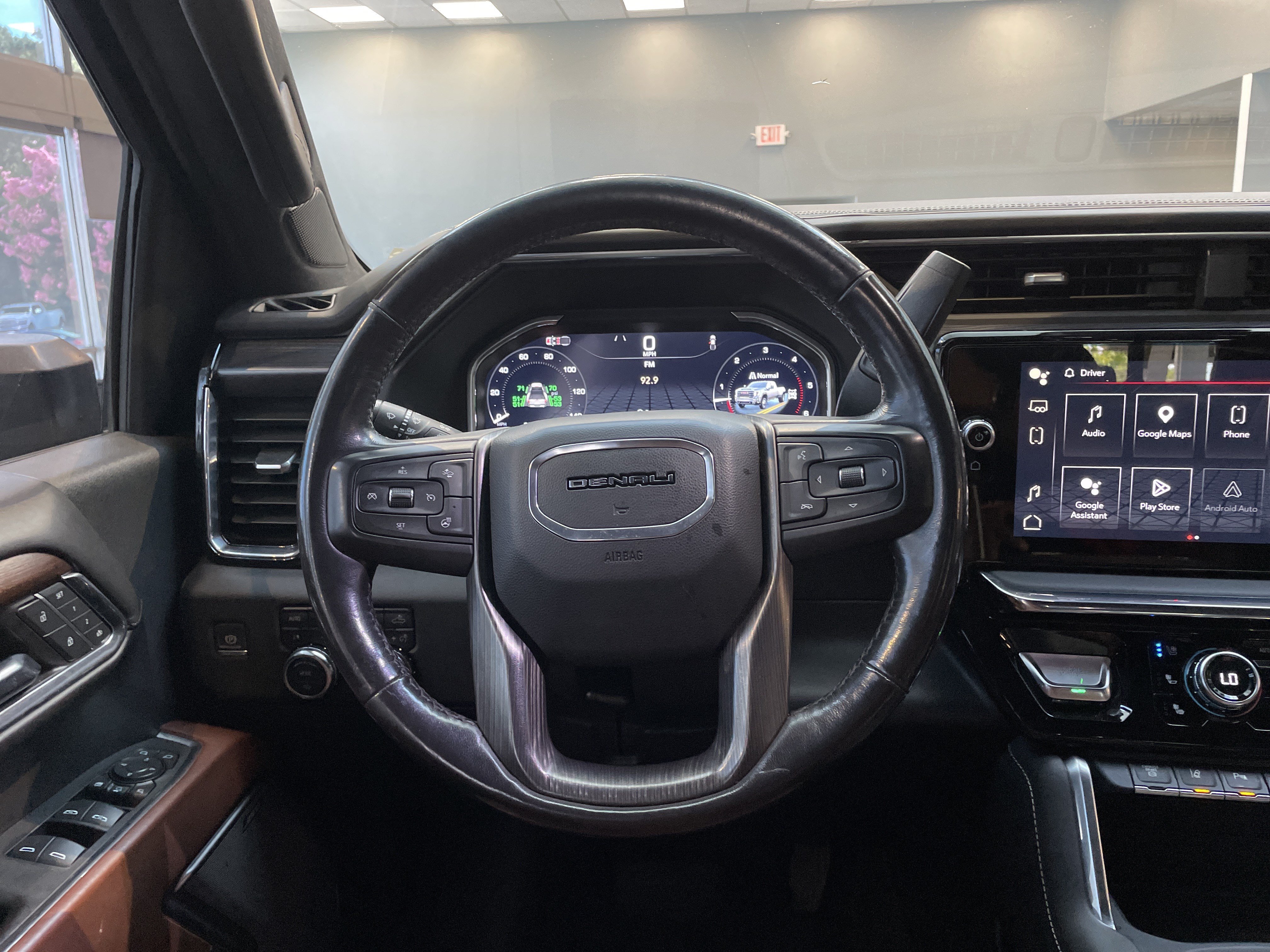 Used 2024 GMC Sierra 3500 Denali Ultimate AWD/4WD image 19