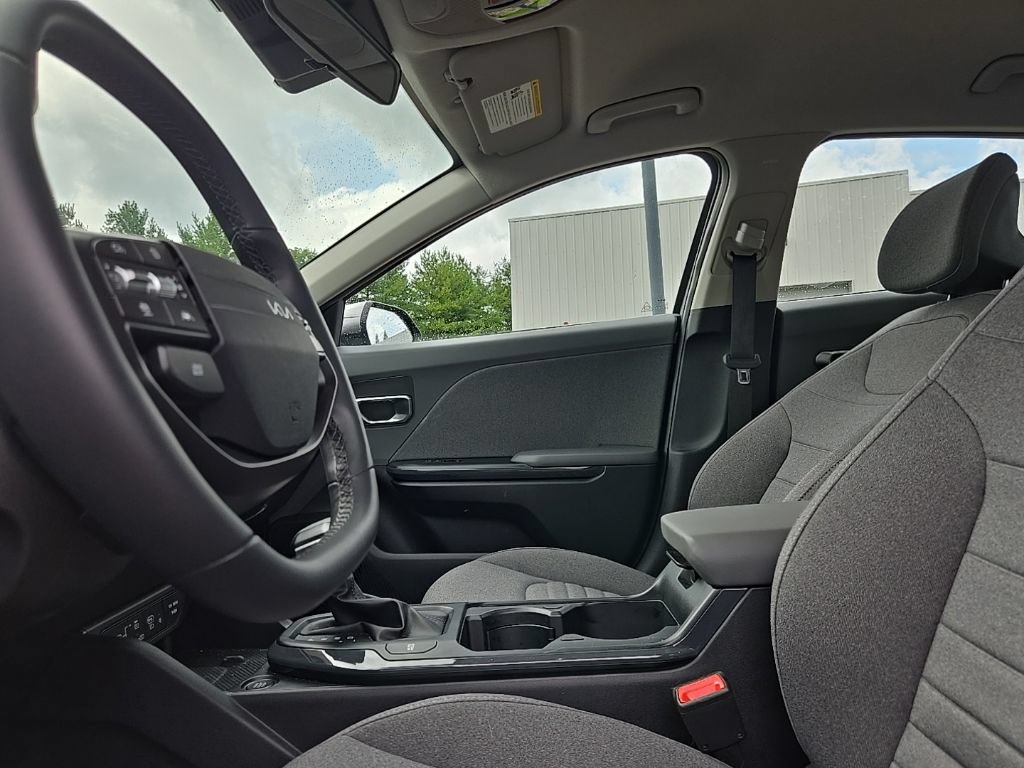 Certified 2025 Kia K4 EX FWD image 30