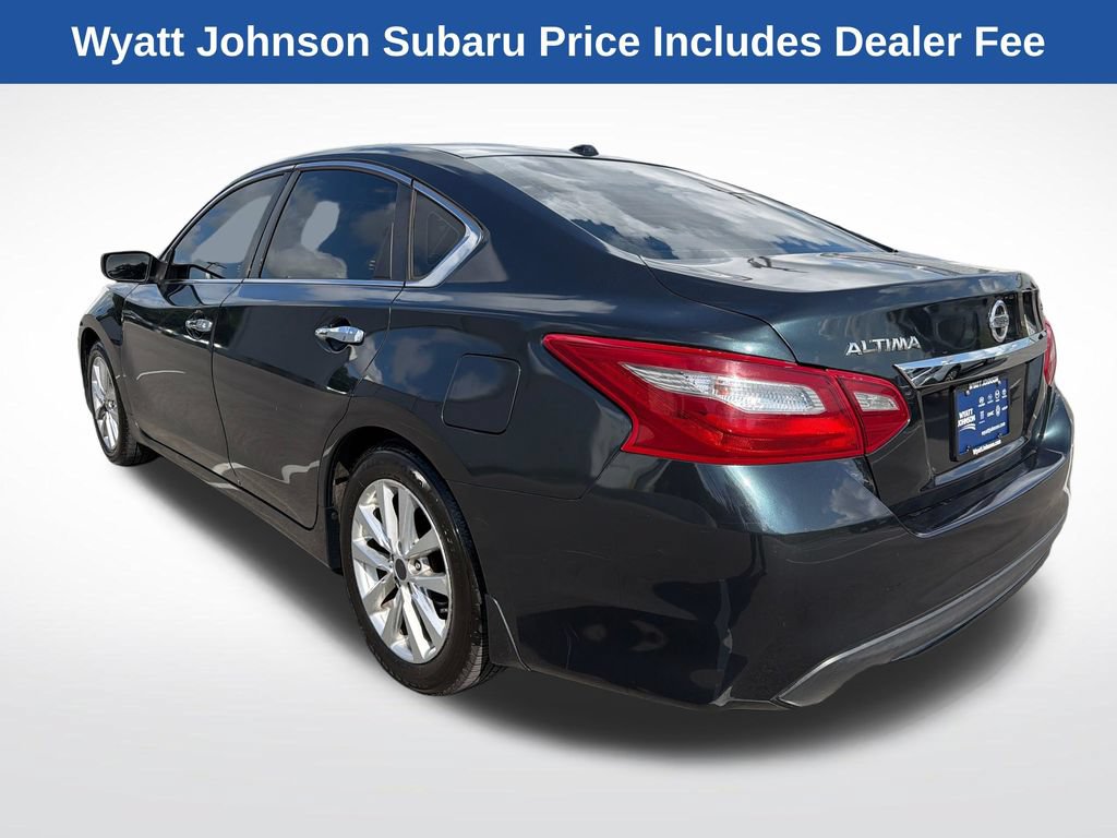 Used 2017 Nissan Altima 2.5 SV FWD image 7