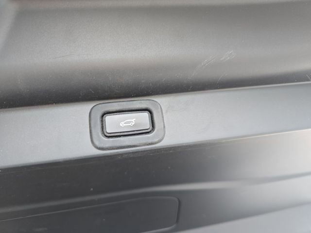 Certified 2023 Land Rover Range Rover Long Wheelbase SE image 14