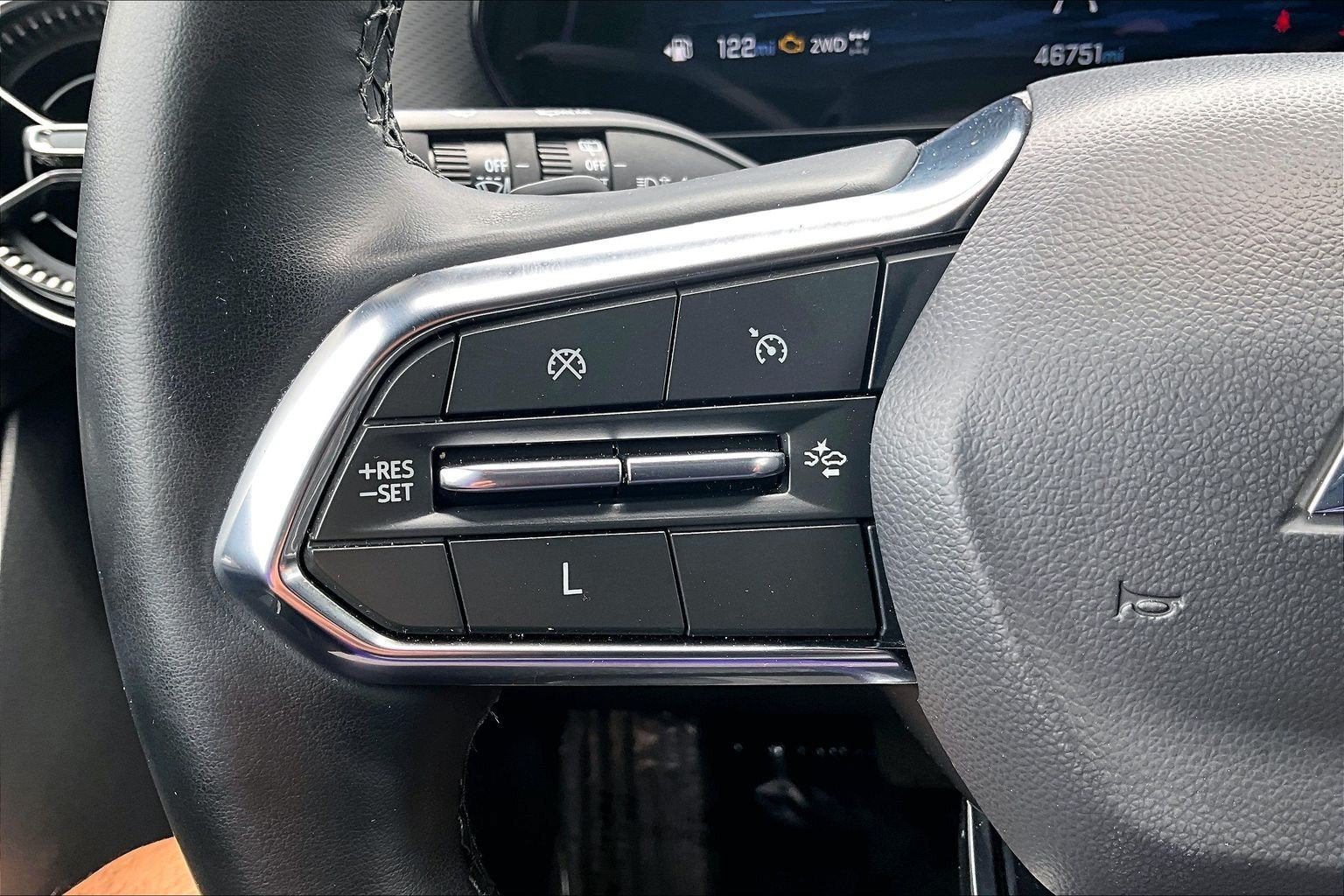 Used 2025 Chevrolet Equinox LT w/ Convenience Package II AWD/4WD image 16