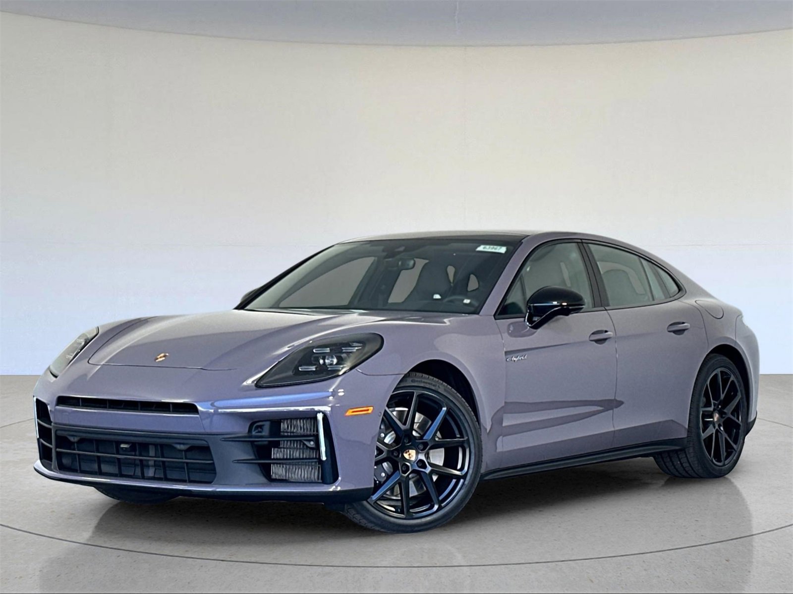 New 2025 Porsche Panamera 4 image 1
