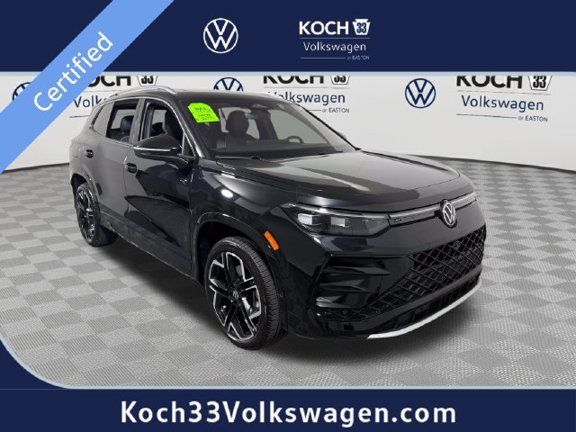 Used 2025 Volkswagen Tiguan SEL R-Line AWD/4WD image 1