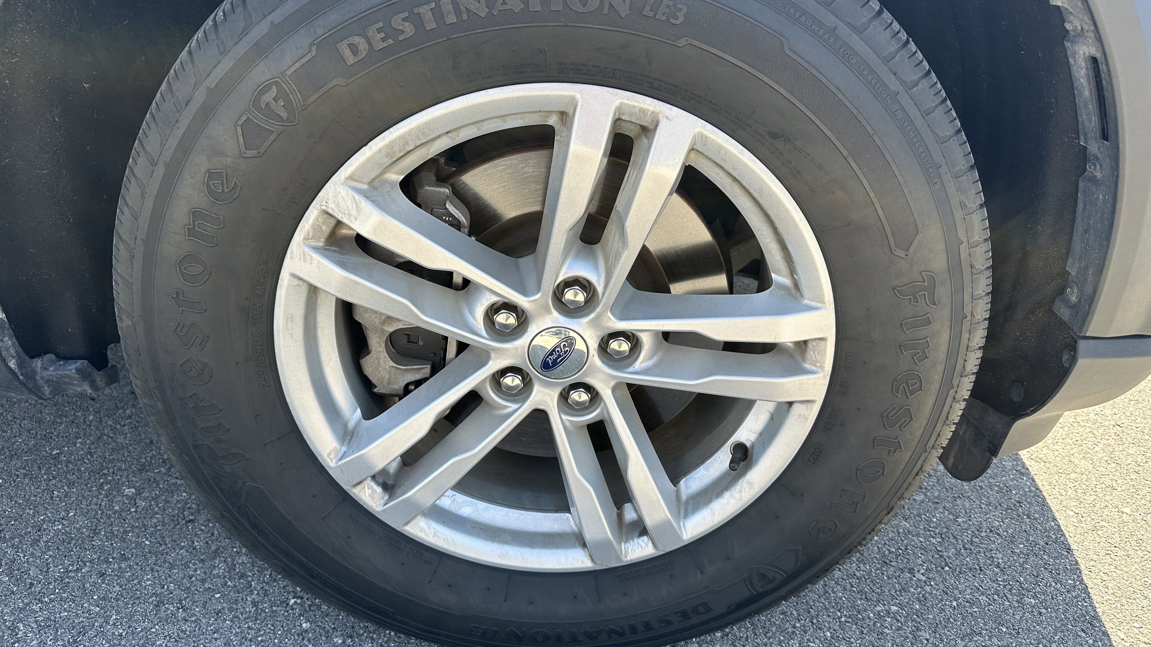 Used 2022 Ford Explorer XLT w/ Equipment Group 202A AWD/4WD image 15