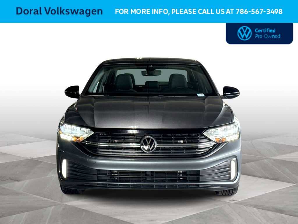 Certified 2023 Volkswagen Jetta Sport image 3