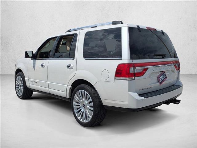 Used 2017 Lincoln Navigator Reserve image 8