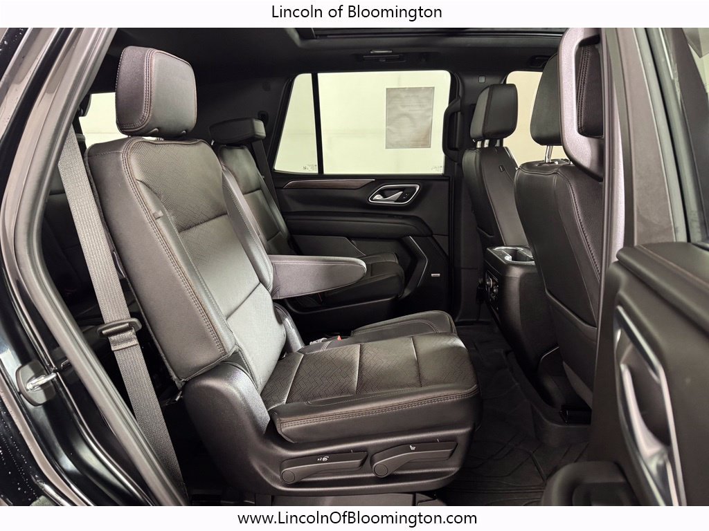 Used 2024 Chevrolet Tahoe High Country AWD/4WD image 11