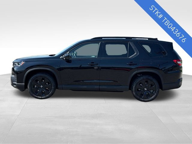 New 2026 Honda Pilot Black Edition image 4