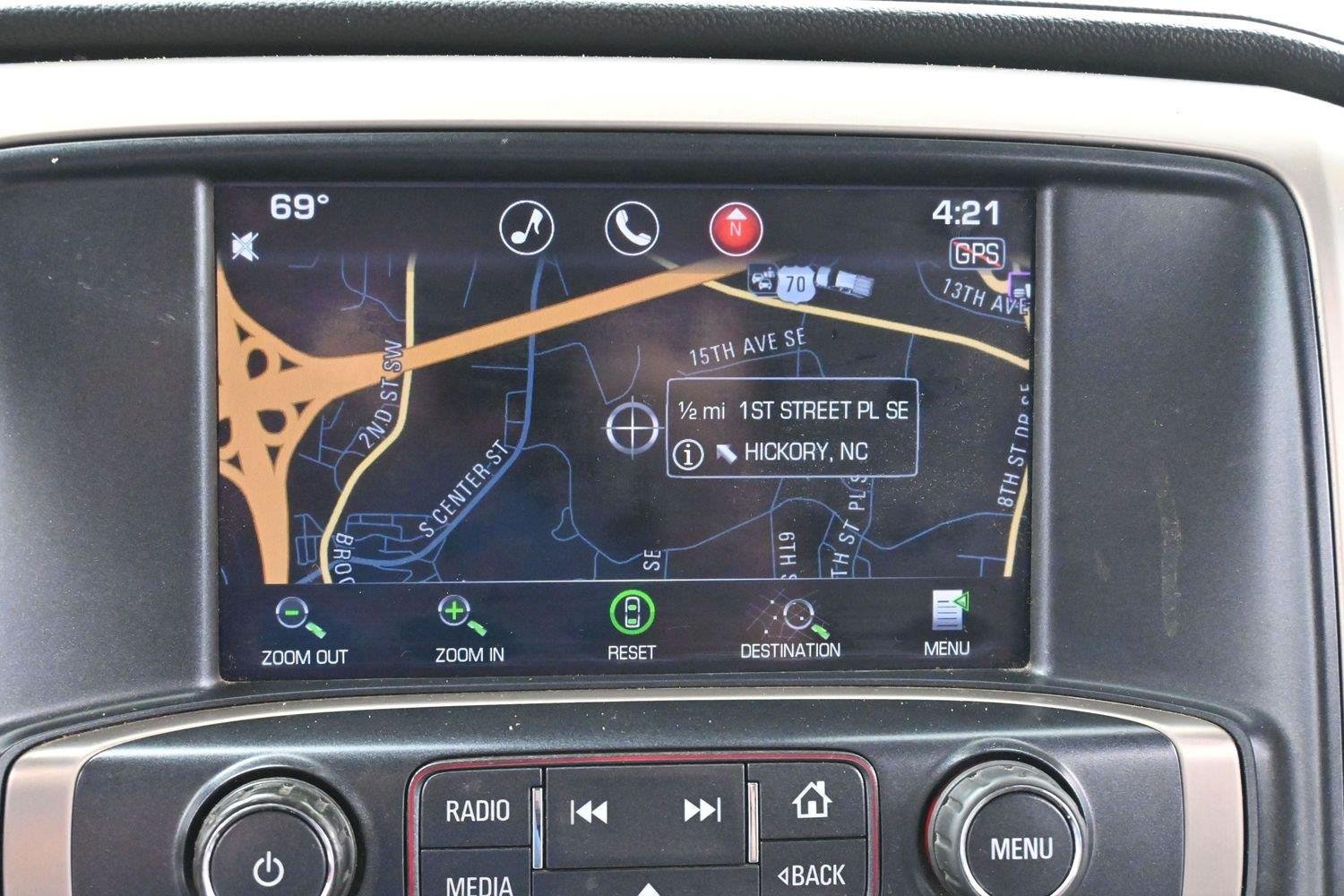 Used 2015 GMC Sierra 2500 Denali w/ Duramax Plus Package AWD/4WD image 25