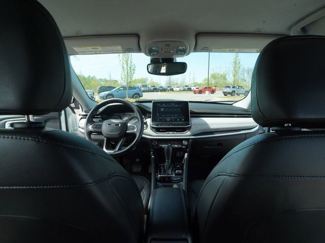 Used 2022 Jeep Compass Latitude AWD/4WD image 24