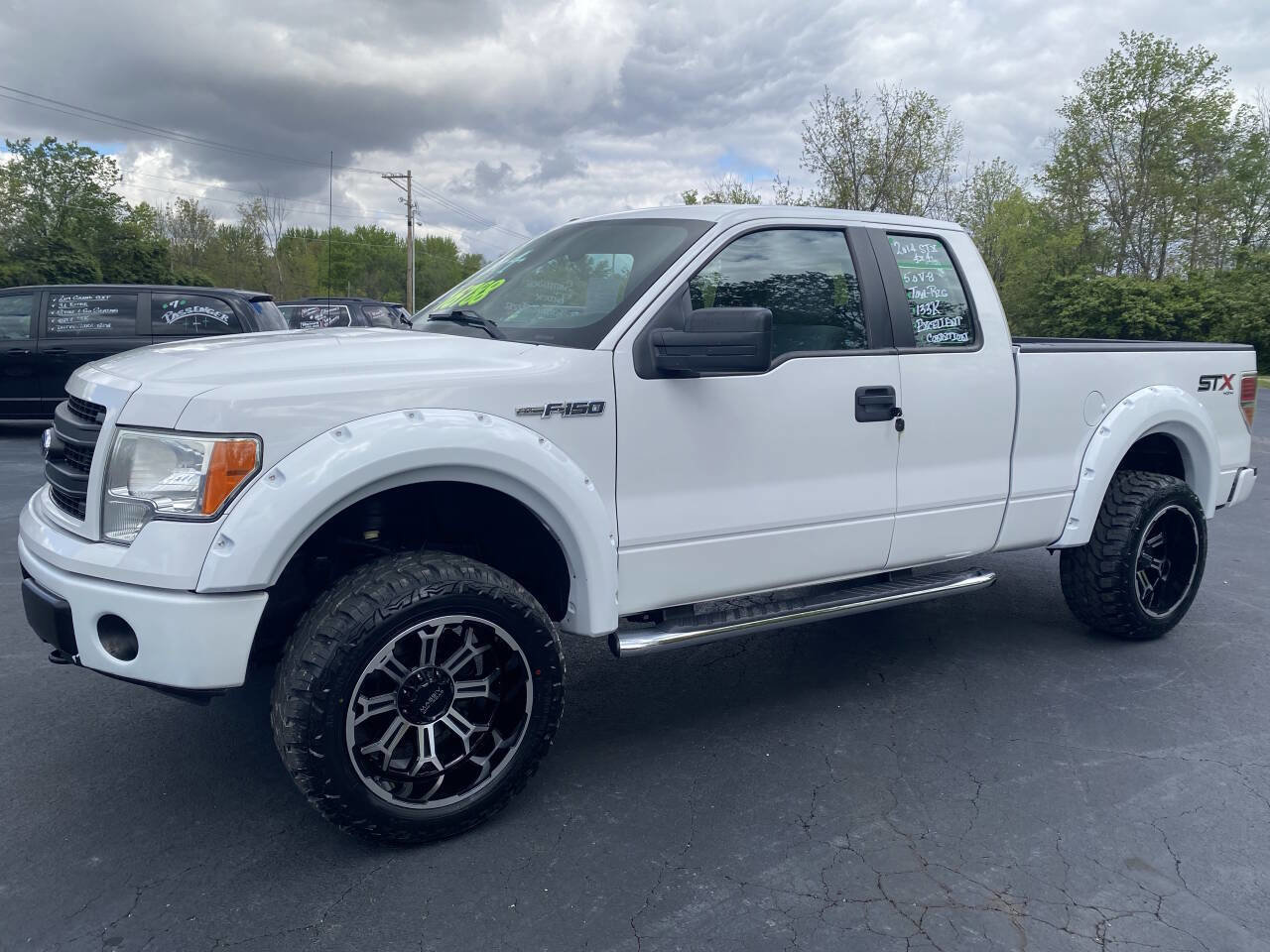Used 2014 Ford F150 STX w/ Equipment Group 201A Mid AWD/4WD image 1