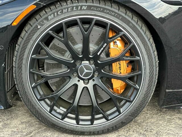 New 2025 Mercedes-Benz SL 63 AMG S e Performance 4MATIC image 21