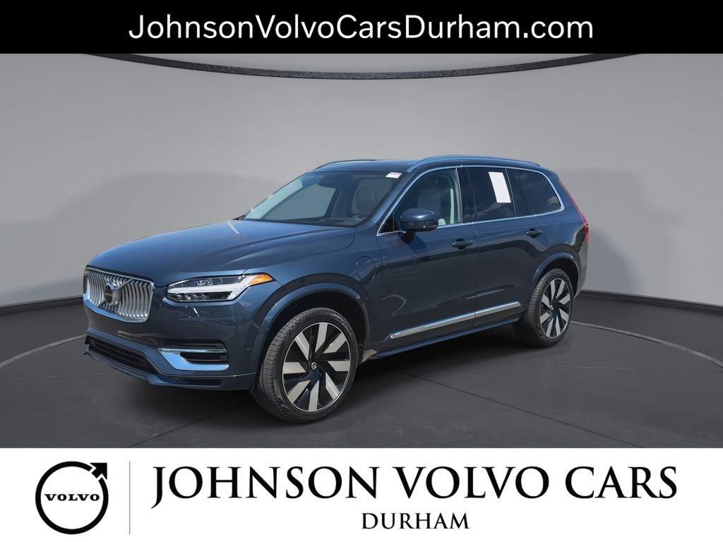 Used 2023 Volvo XC90 T8 Ultimate w/ Protection Package Premier AWD/4WD image 4