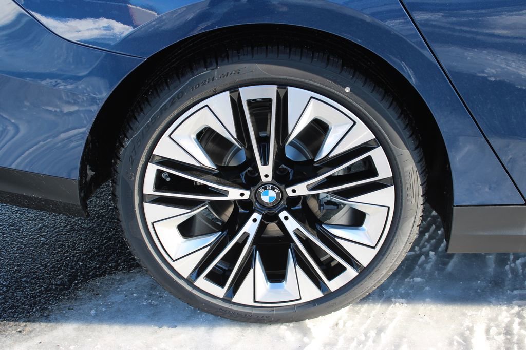 New 2026 BMW 530i xDrive image 38