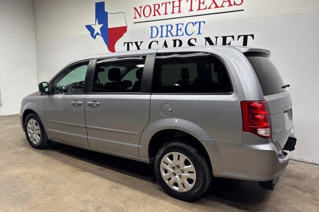 Used 2017 Dodge Grand Caravan SE w/ Power Window Group FWD image 10
