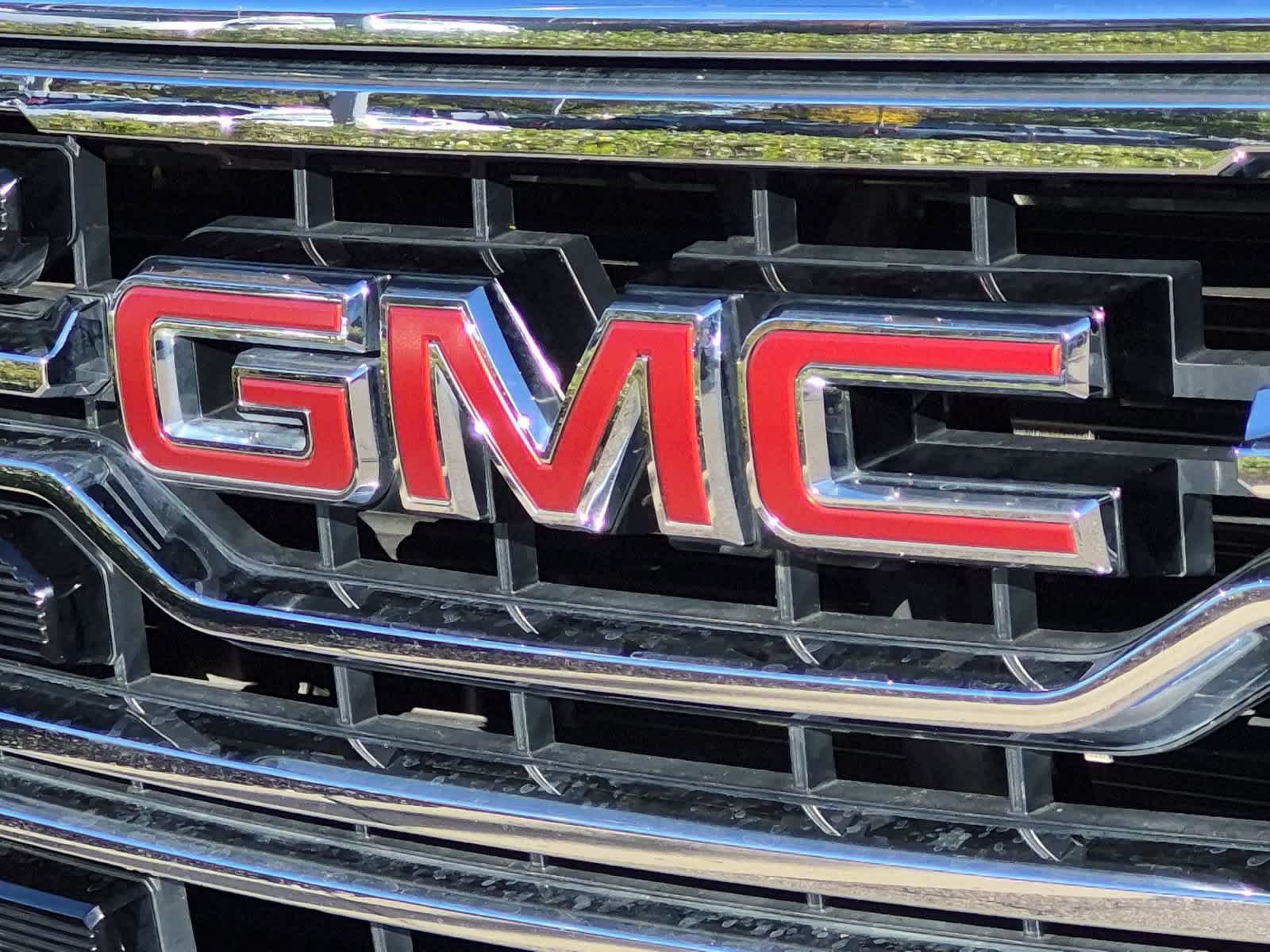 Used 2025 GMC Sierra 1500 SLT w/ SLT Premium Package AWD/4WD image 12