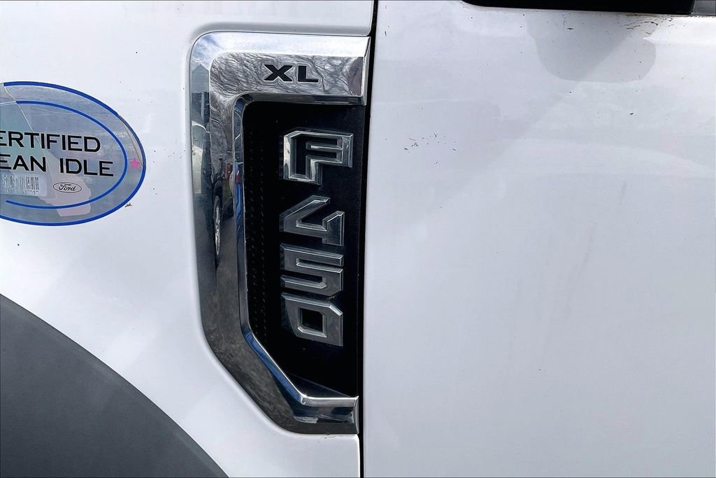 Used 2020 Ford F450 XL w/ Power Equipment Group image 4