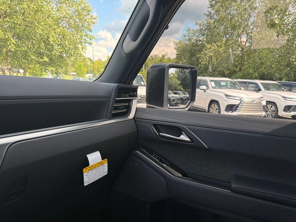 Certified 2026 Lexus GX 550 AWD/4WD image 43