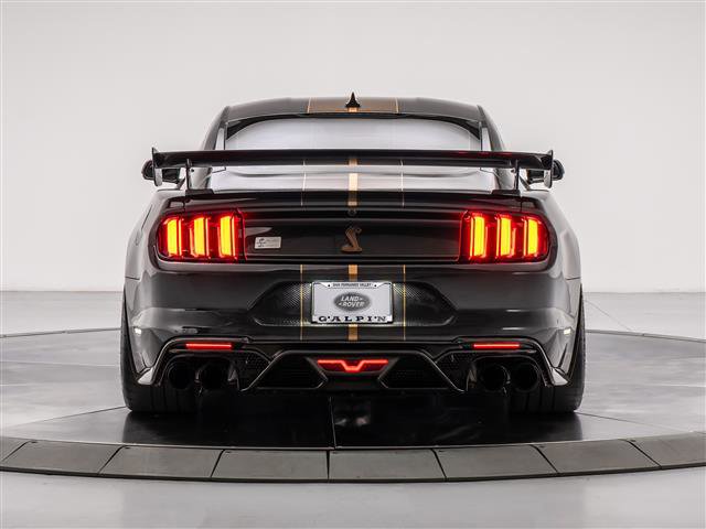 Used 2022 Ford Mustang Shelby GT500 w/ Carbon Fiber Track Pack image 4
