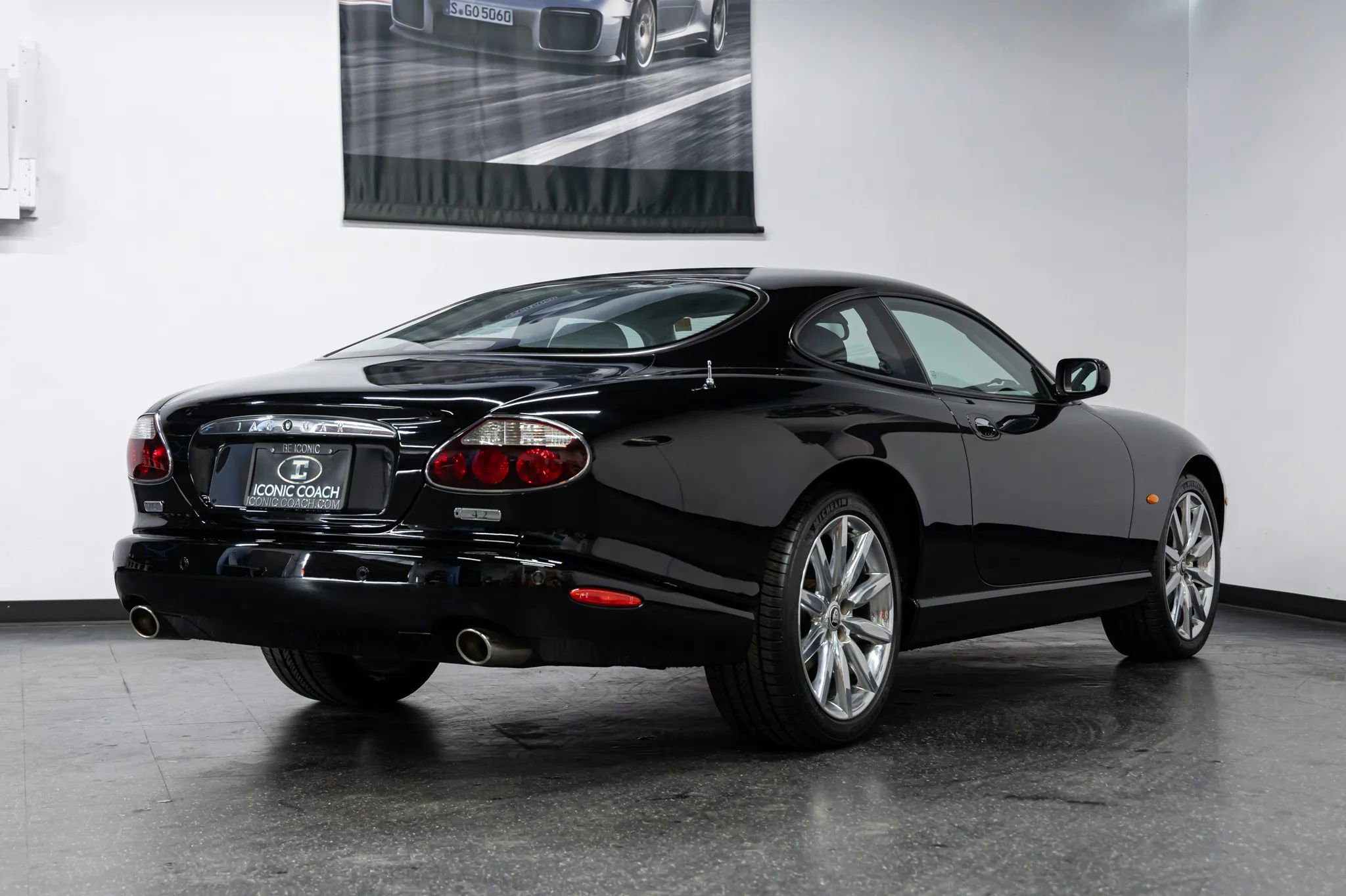 Used 2006 Jaguar XK8 Coupe image 34