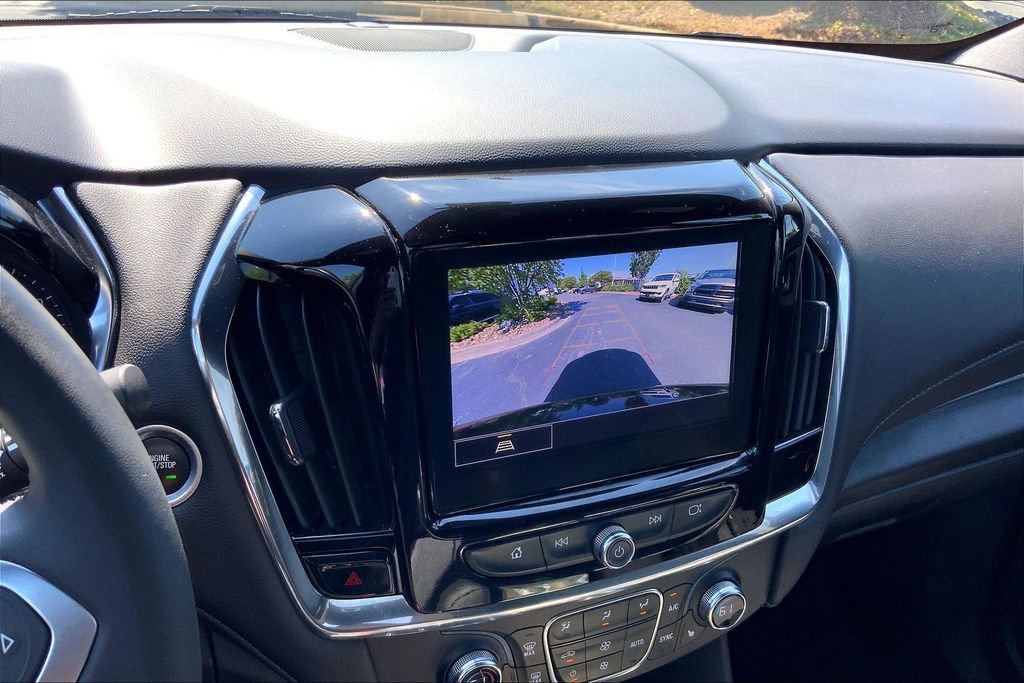 Used 2023 Chevrolet Traverse LT AWD/4WD image 11