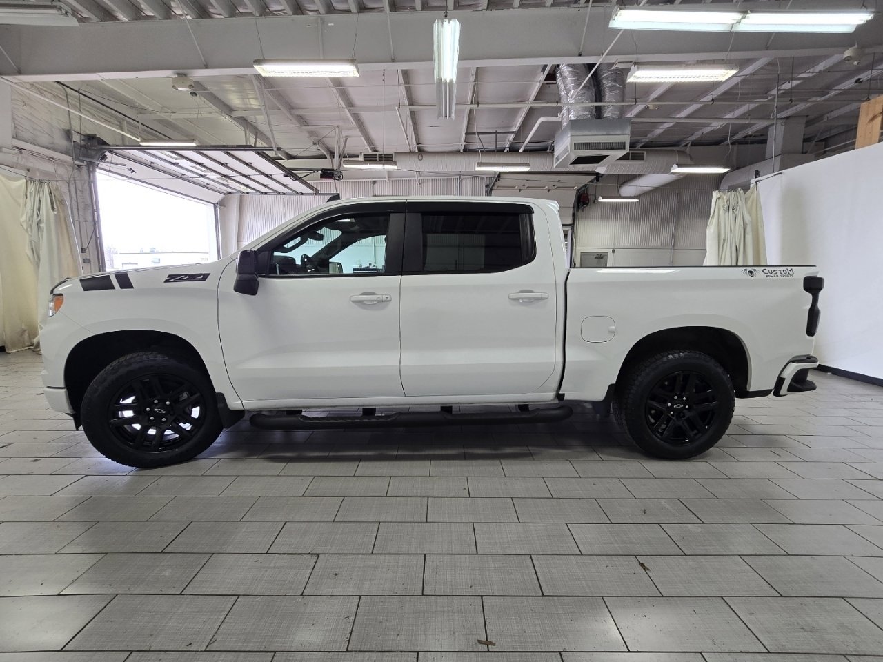 Used 2024 Chevrolet Silverado 1500 RST w/ Convenience Package II image 14