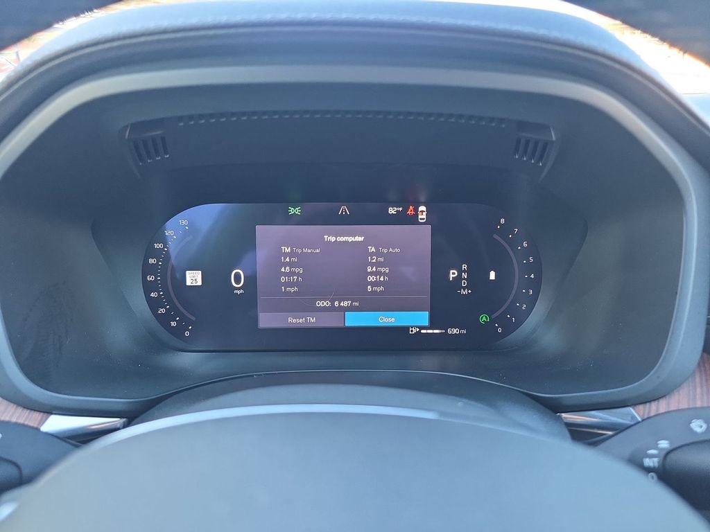 Used 2025 Volvo XC60 B5 Ultra w/ Protection Package Premier image 12