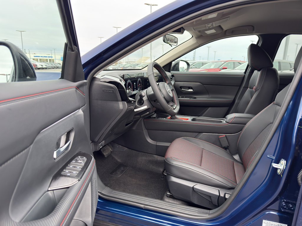 New 2026 Nissan Kicks SR w/ Cold Weather Package image 11