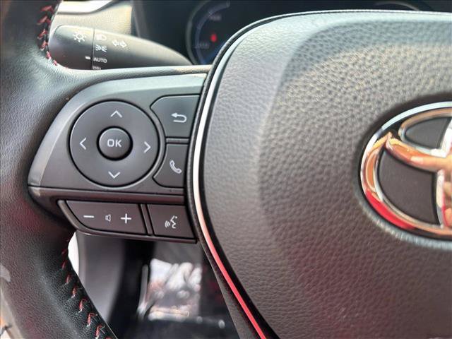 Used 2021 Toyota RAV4 SE w/ Weather & Moonroof Package AWD/4WD image 8