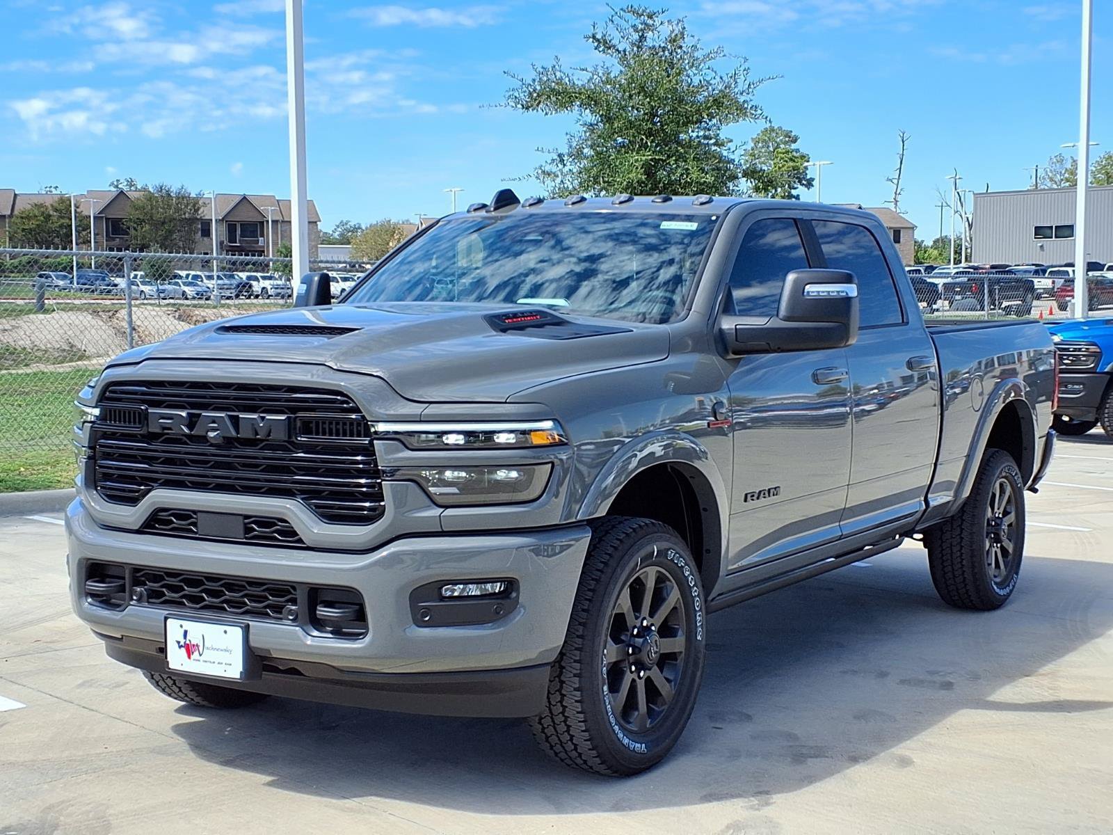 New 2027 RAM 2500 Laramie AWD/4WD image 3