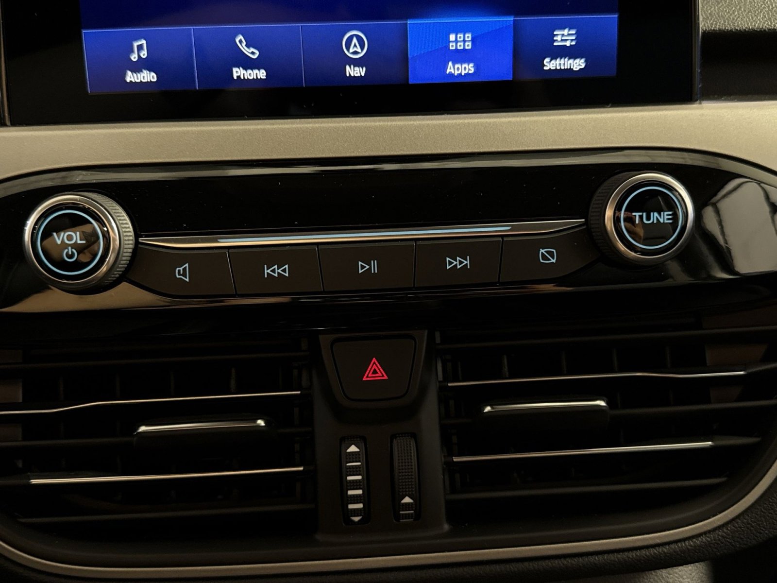 Used 2021 Ford Escape SEL image 29