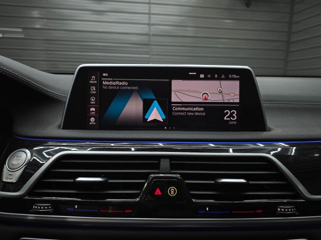 Used 2021 BMW 750i xDrive w/ M Sport Package AWD/4WD image 27